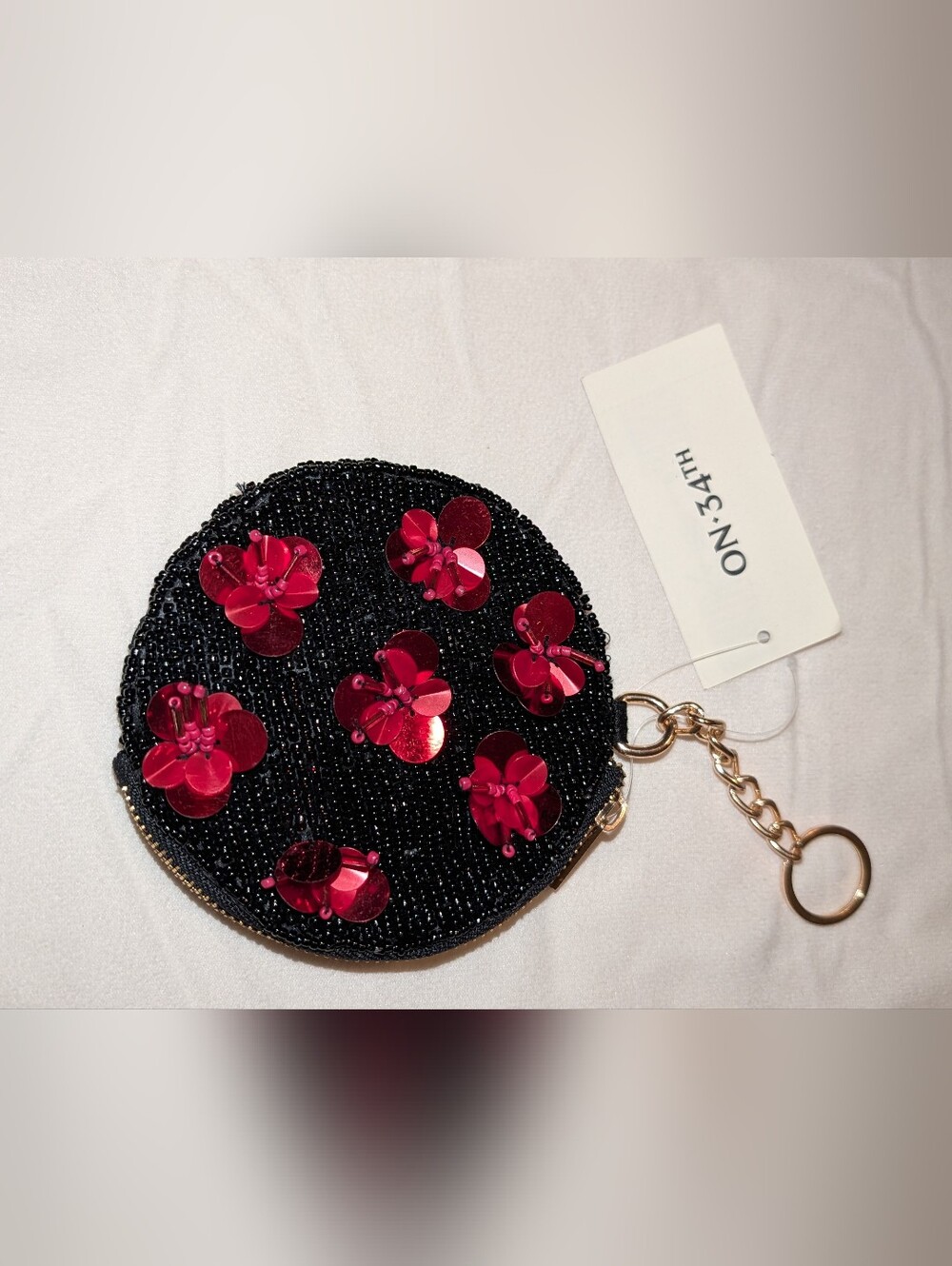 On 34th Hand Beaded Round Coin Purse Black W Red Accents Flowers NWT